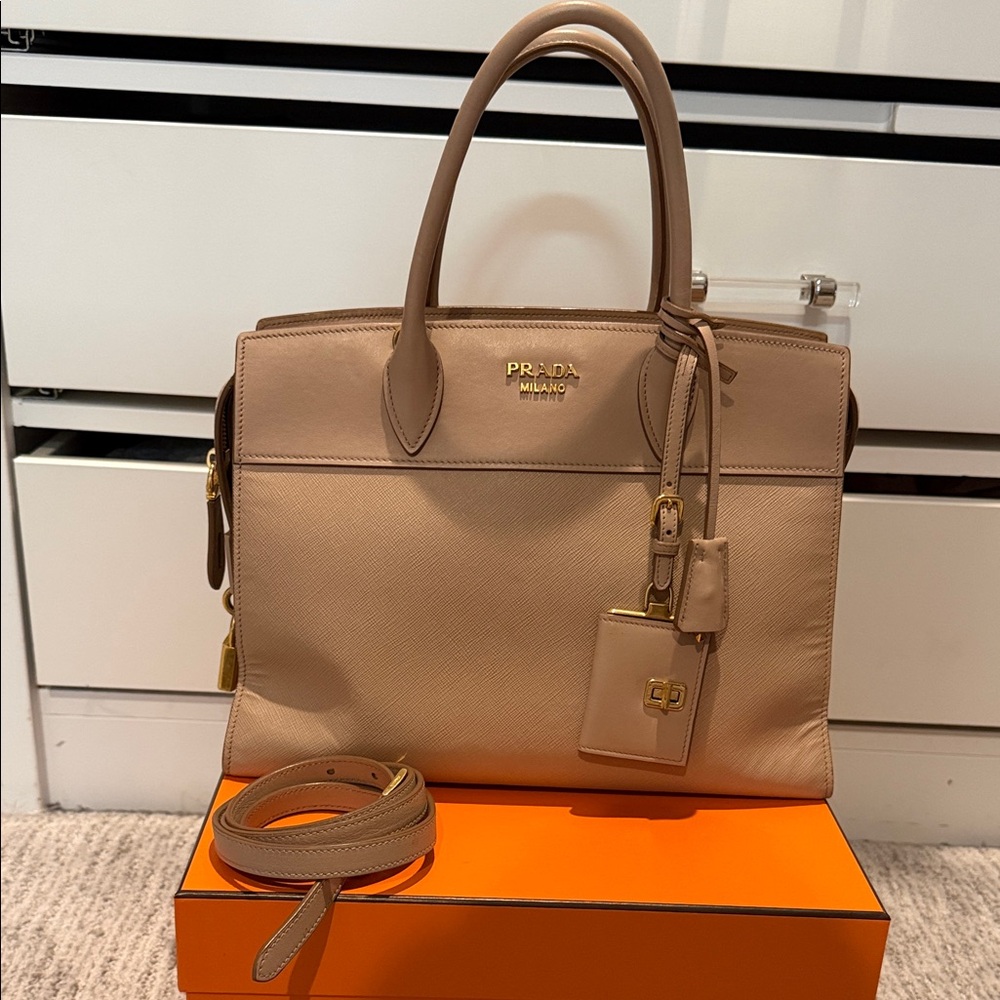 Prada Saffiano beige purse with cross body strap